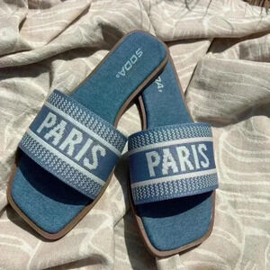 Paris Sandal